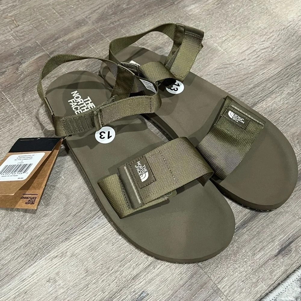 NWT The North Face TNF Size 13 Brown Skeena Sandals Men’s Flip Flops